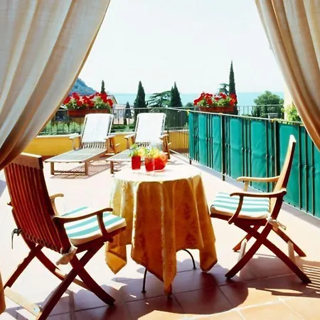 Madrina Lovely And Dynamic 4* Garda