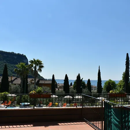 Madrina Lovely And Dynamic 4*