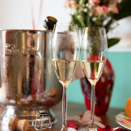 Madrina Lovely And Dynamic