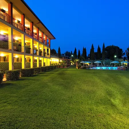 Madrina Lovely And Dynamic Hotel 4*