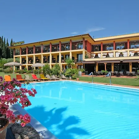 Hotel Madrina Lovely And Dynamic 4*
