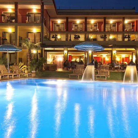 Hotel Madrina Lovely And Dynamic Garda (Verona)