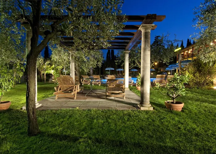 Hotel Madrina Lovely And Dynamic 4*