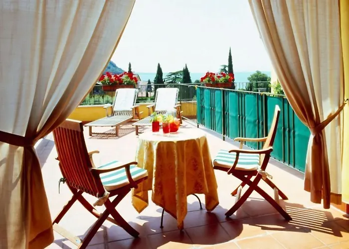 Madrina Lovely And Dynamic 4* Garda (Verona)