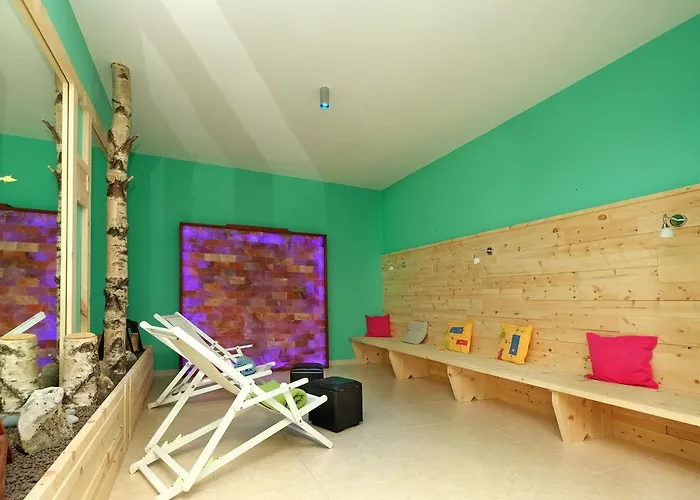 Hotel Madrina Lovely And Dynamic Garda (Verona)