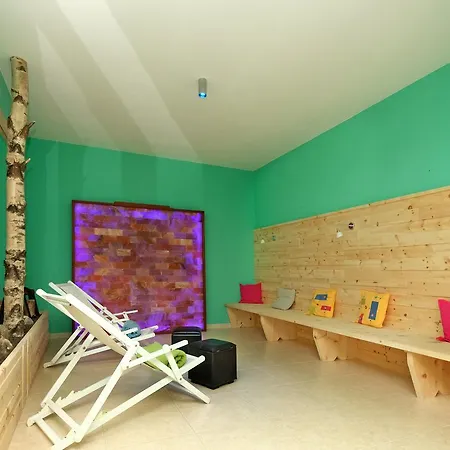 Hotell Madrina Lovely And Dynamic Garda (Verona)